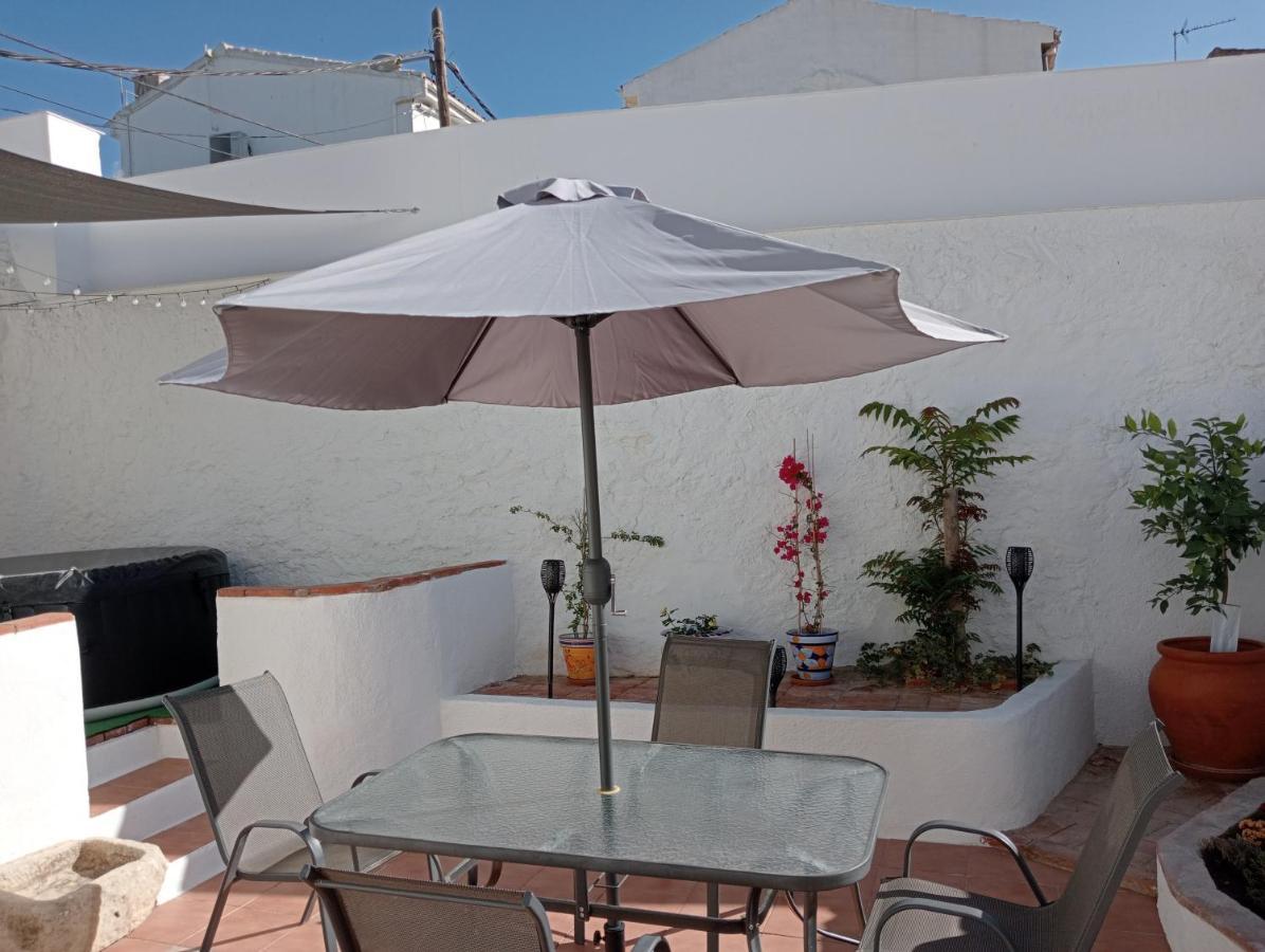 The Corner Terraza Apartment Алкаудете Екстериор снимка